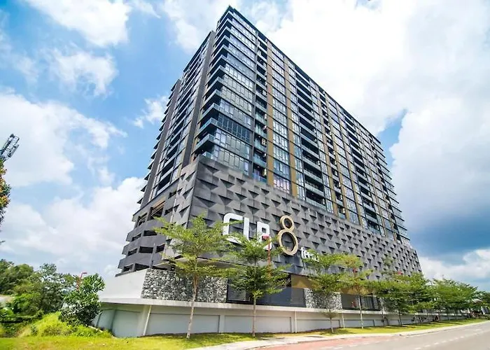 Cube 8 Teens Taman Mount Austin Apartment By Uha