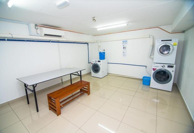 Cube 8 Teens Taman Mount Austin By Uha Apartment Johor Bahru